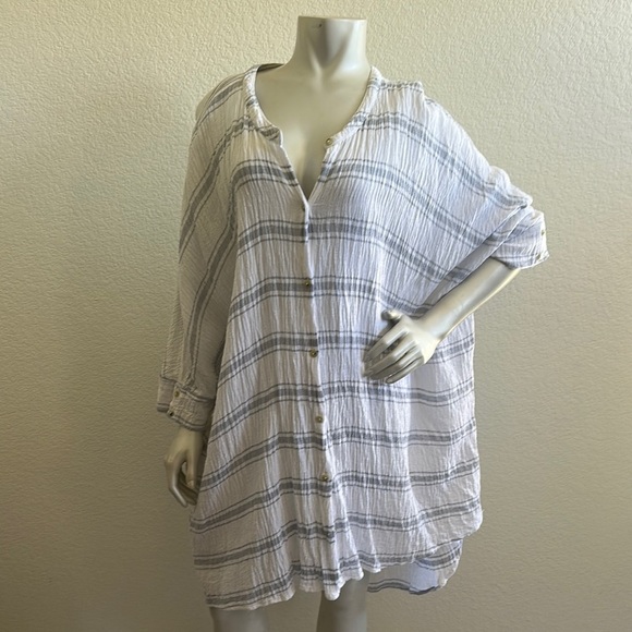 Free People We The Free Dreaming Blue Buttondown Top Ivory OVERSIZED - Picture 3 of 10